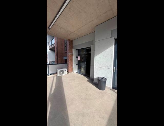 2 BEDROOM PROPERTY TO RENT IN NIEUW MUCKLENEUK